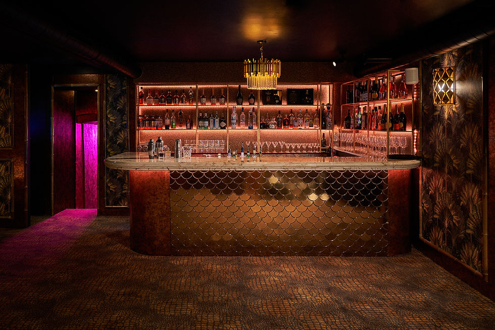 Amici Lounge is the best cocktail bar in soho and Italian restaurant