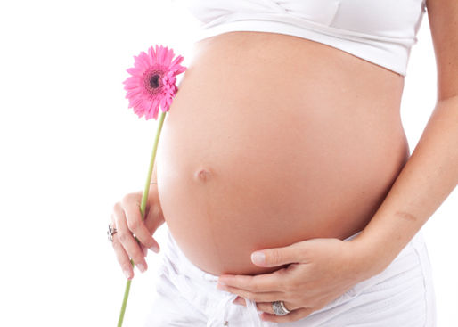 Direito a estabilidade em gestação que ocorre durante aviso prévio,mesmo quando indenizado