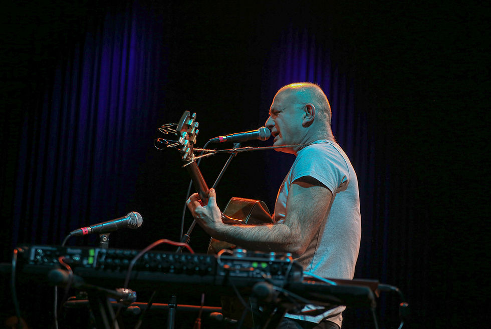 Hakan Kursun Moda Sahnesi Performance Picture