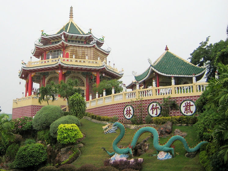 Taoist_Temple,_Cebu,_Philippines_edited_edited.jpg