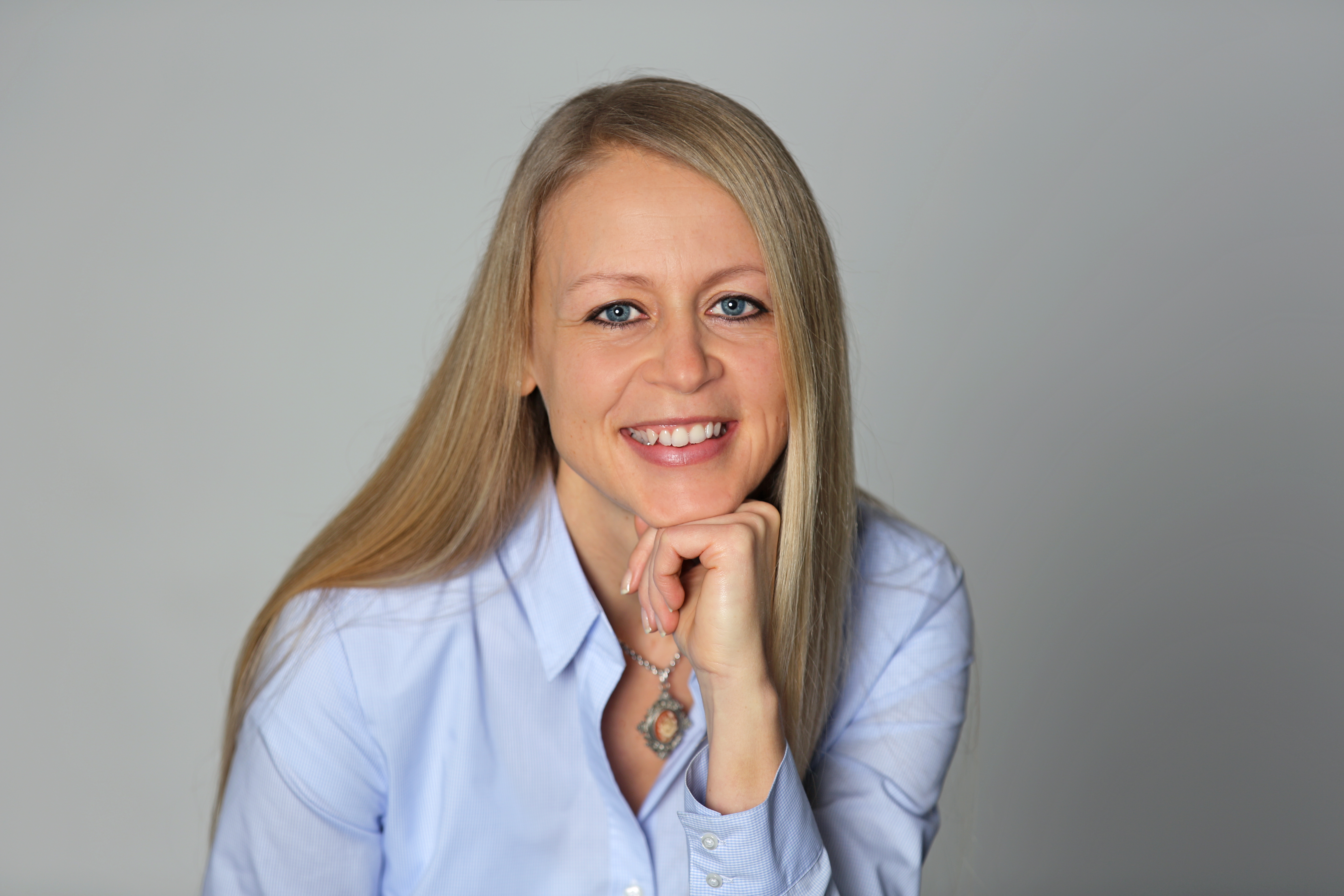 Mag. Manuela Slacik