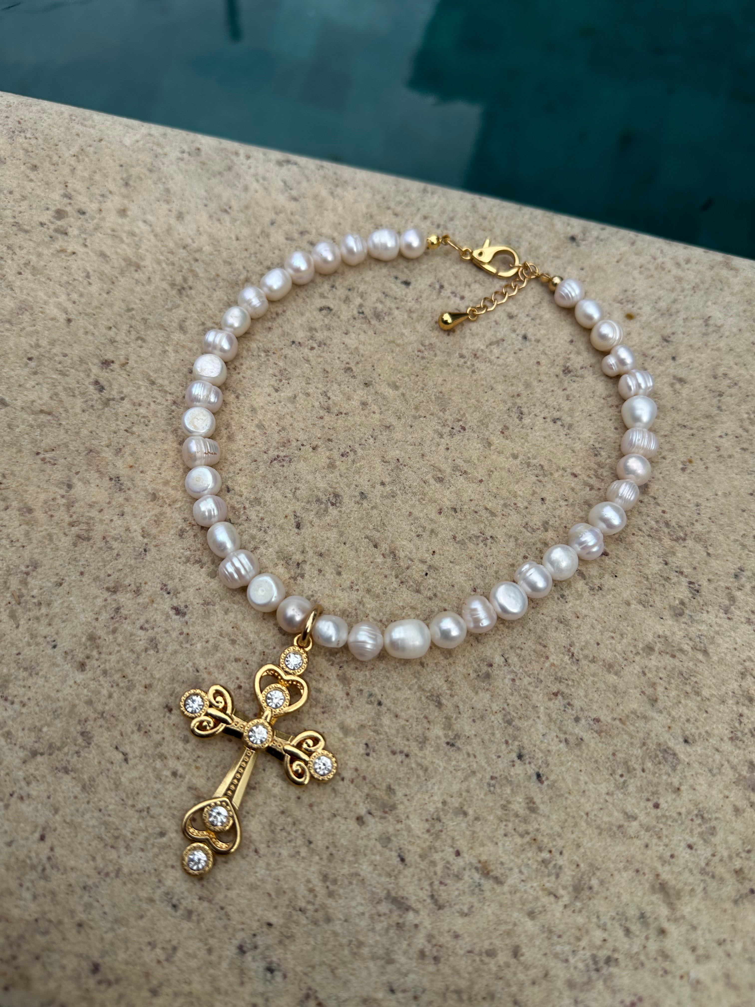 Colar Maxi Cruz Pérolas