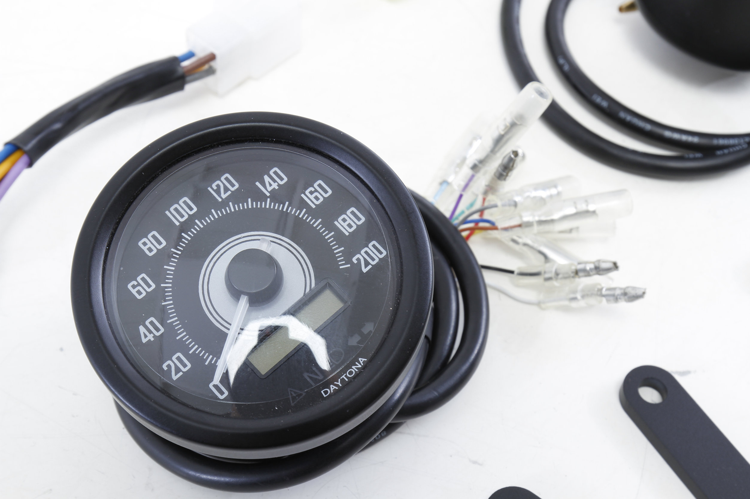 compteur de vitesse daytona 60mm avec voyants royal enfield interceptor GT 650