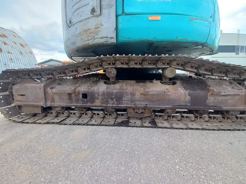 Miniatiūra: Kobelco SK235SR