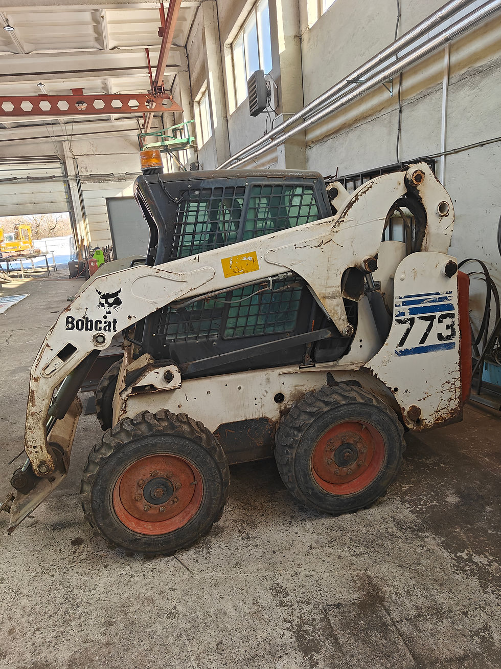 Miniatiūra: BOBCAT 773