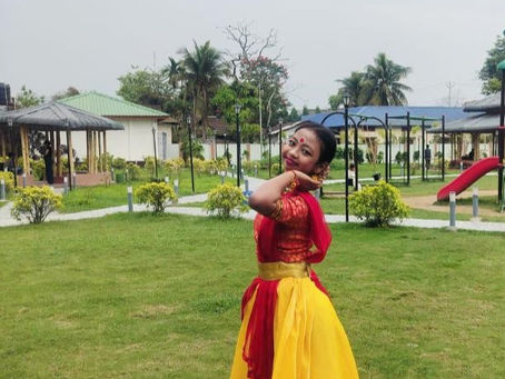 নৃত্যৰ অন্তৰালত…. 