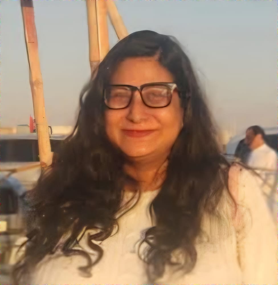 Writer: চোনিয়া নাজনিন, ডুবাই