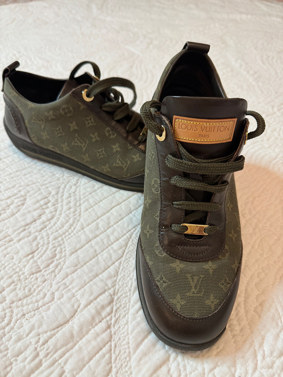 Thumbnail: Louis Vuitton Vintage Sneakers SZ 7
