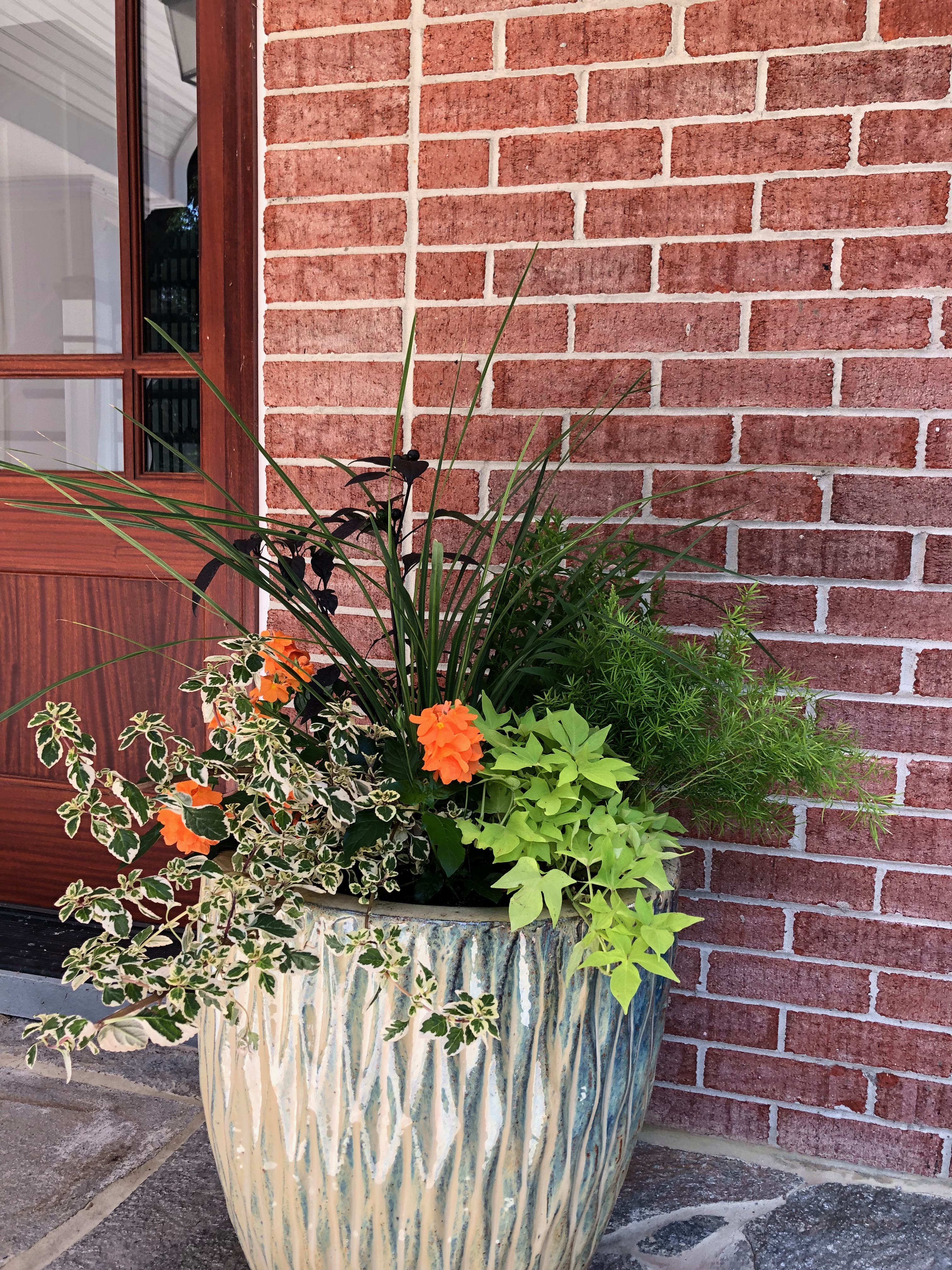 Flower pot