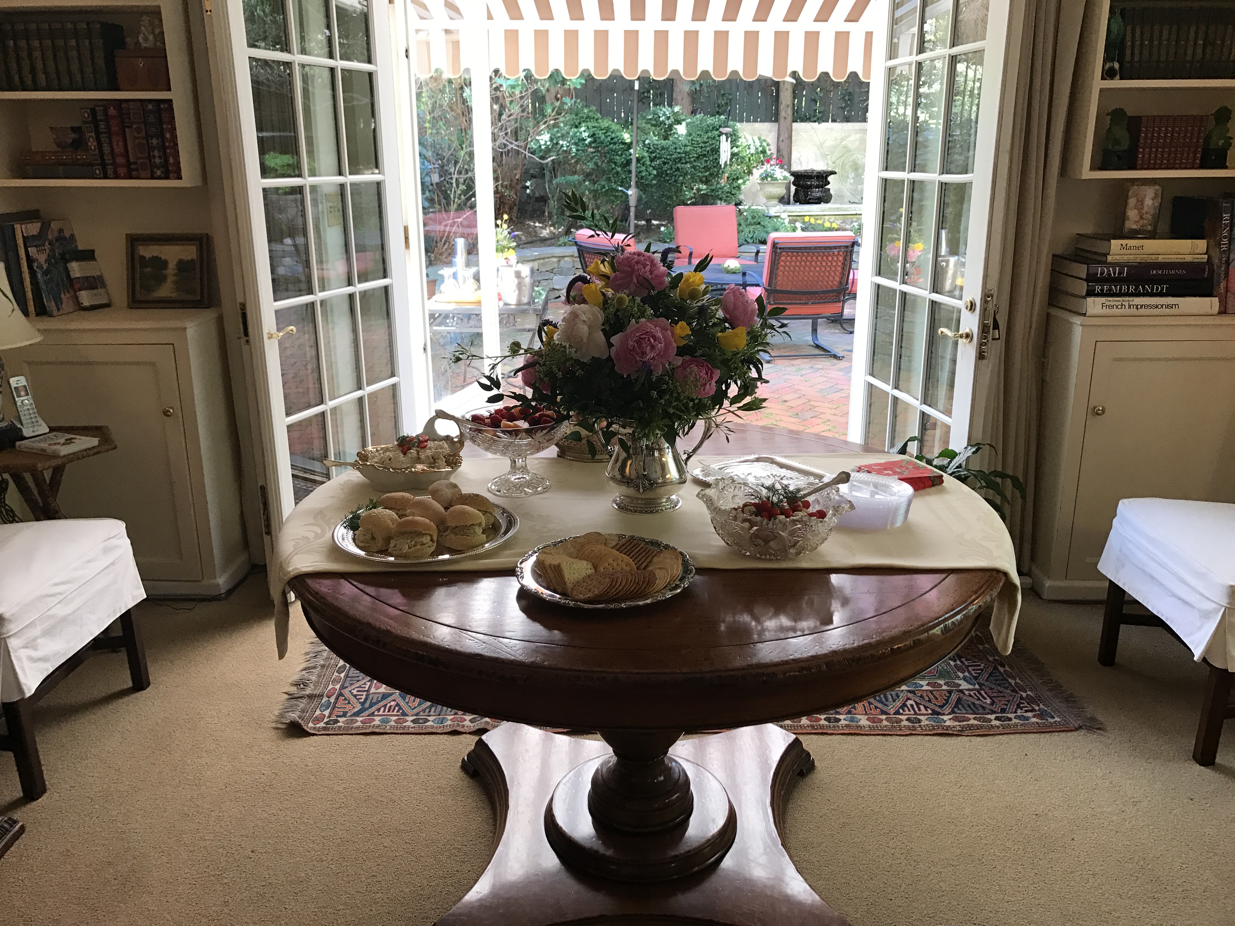 Bring in the guests!