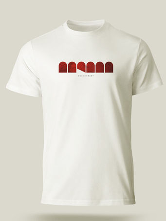 Maglietta a maniche corte in cotone organico, bianco vintage con grafica stilizzata dei Portici di Bologna.