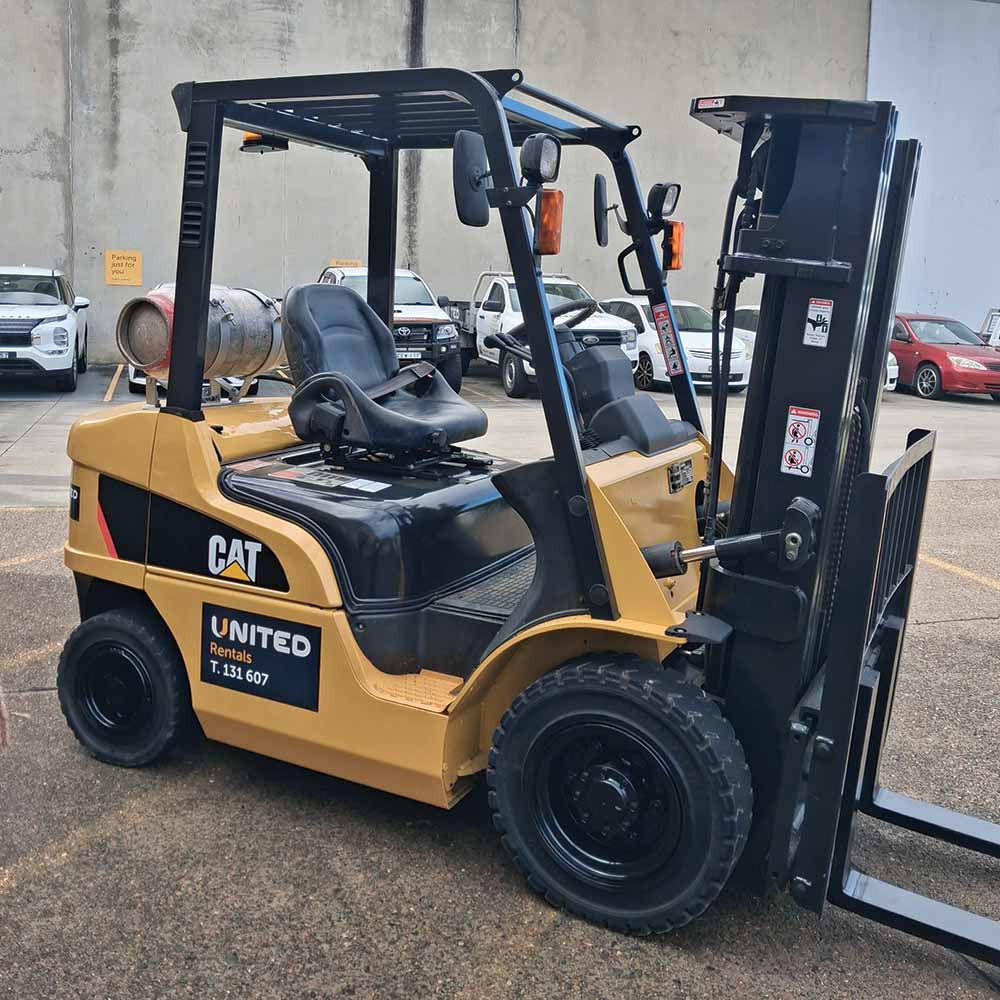 Cat 2.5T LPG Forklift