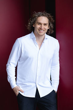 Natürliches, authentisches und ausdrucksstarkes Businessportrait Businessporträt Bewerbungsfoto Bewerbungsbild