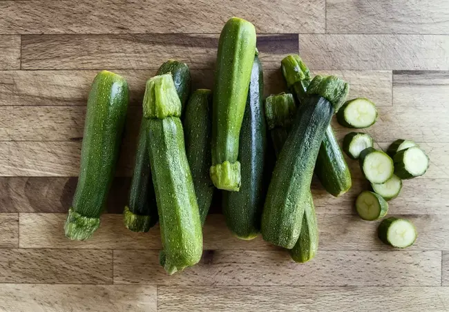 10 Hydrating Foods to Beat the Heat
