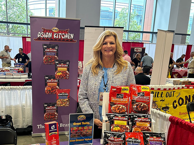 Robbe Mehl at Louis Foods booth