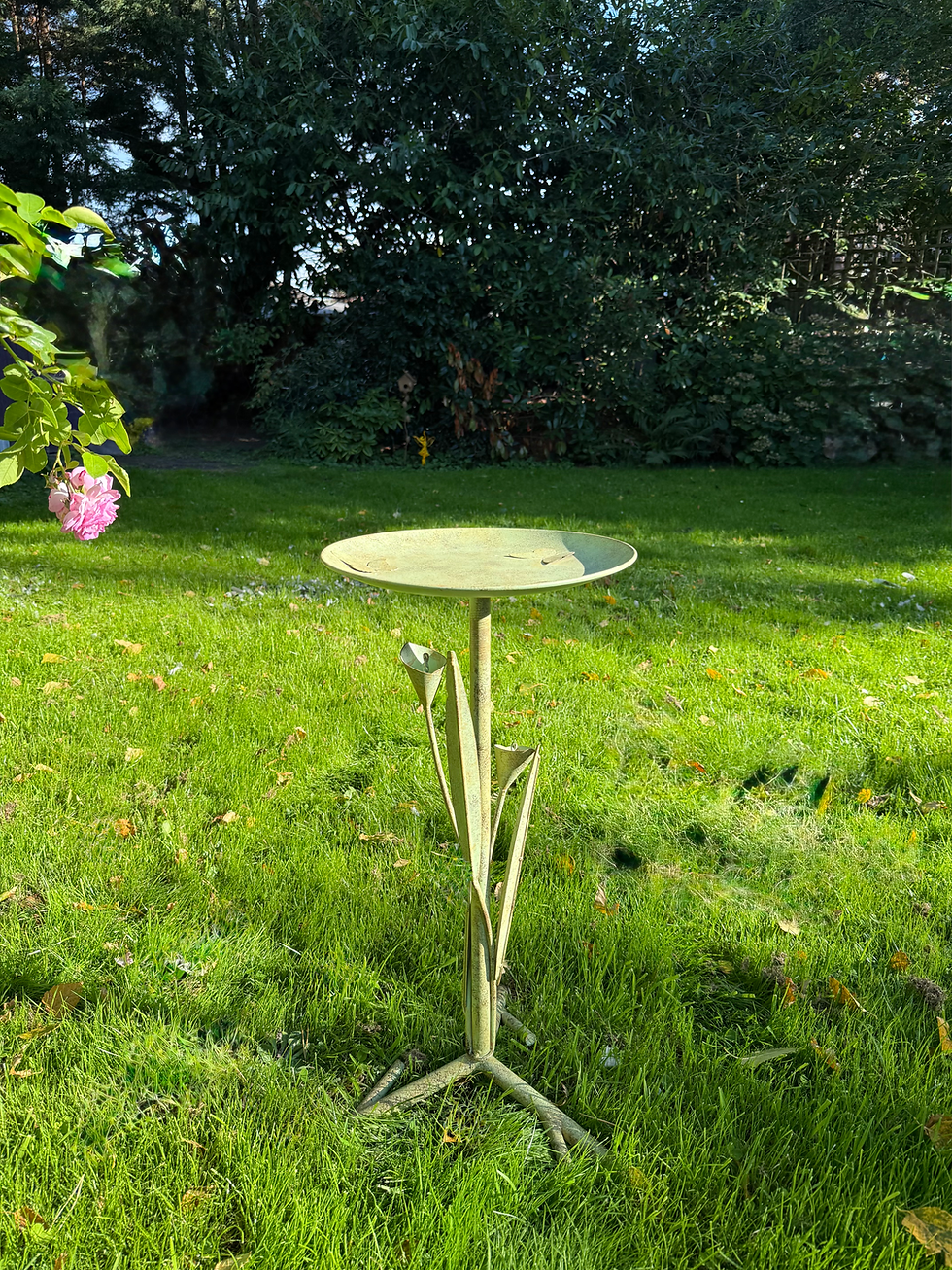 Lily Butterfly & Bird Table