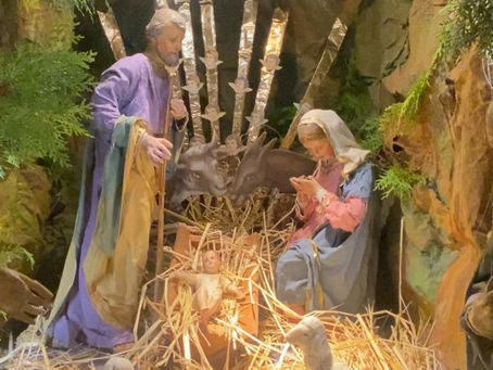 "Luce da Luce", il Videomessaggio di auguri del Parroco don Nino Pangallo