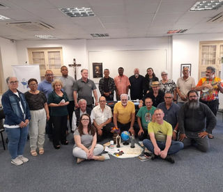 Representantes da Diocese participam de encontro do COMIRE