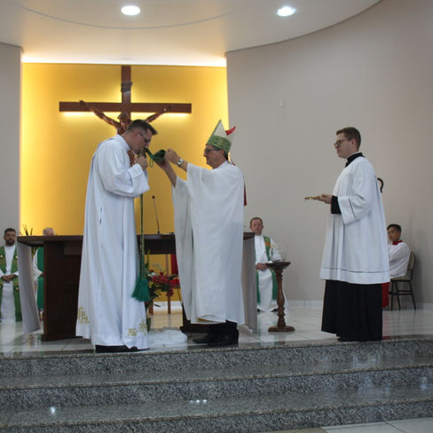 Pe. Adriano Toilliier é acolhido na Paróquia Nossa Senhora Auxiliadora