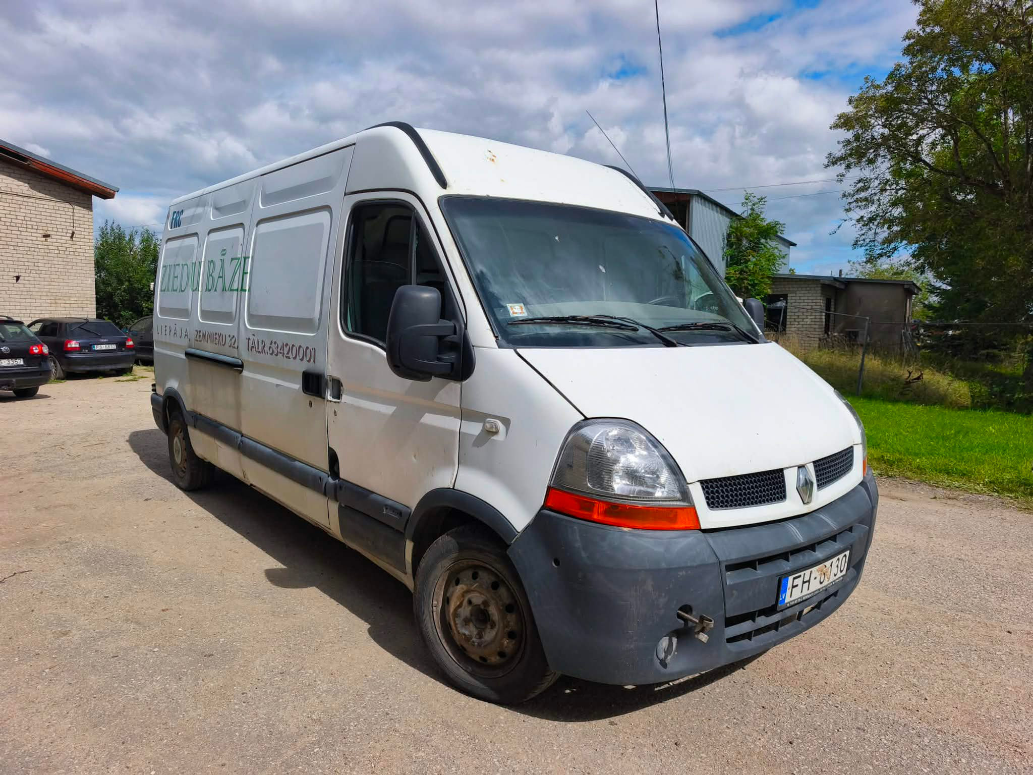 Renault Master 2004.g., 2.5 dīzelis