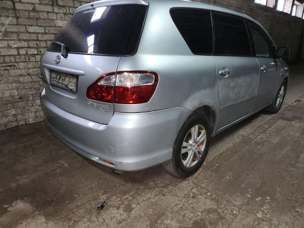 Thumbnail: Toyota Avensis Verso