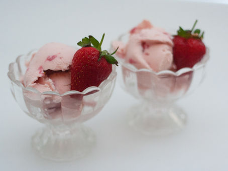 Vegan strawberry ice cream