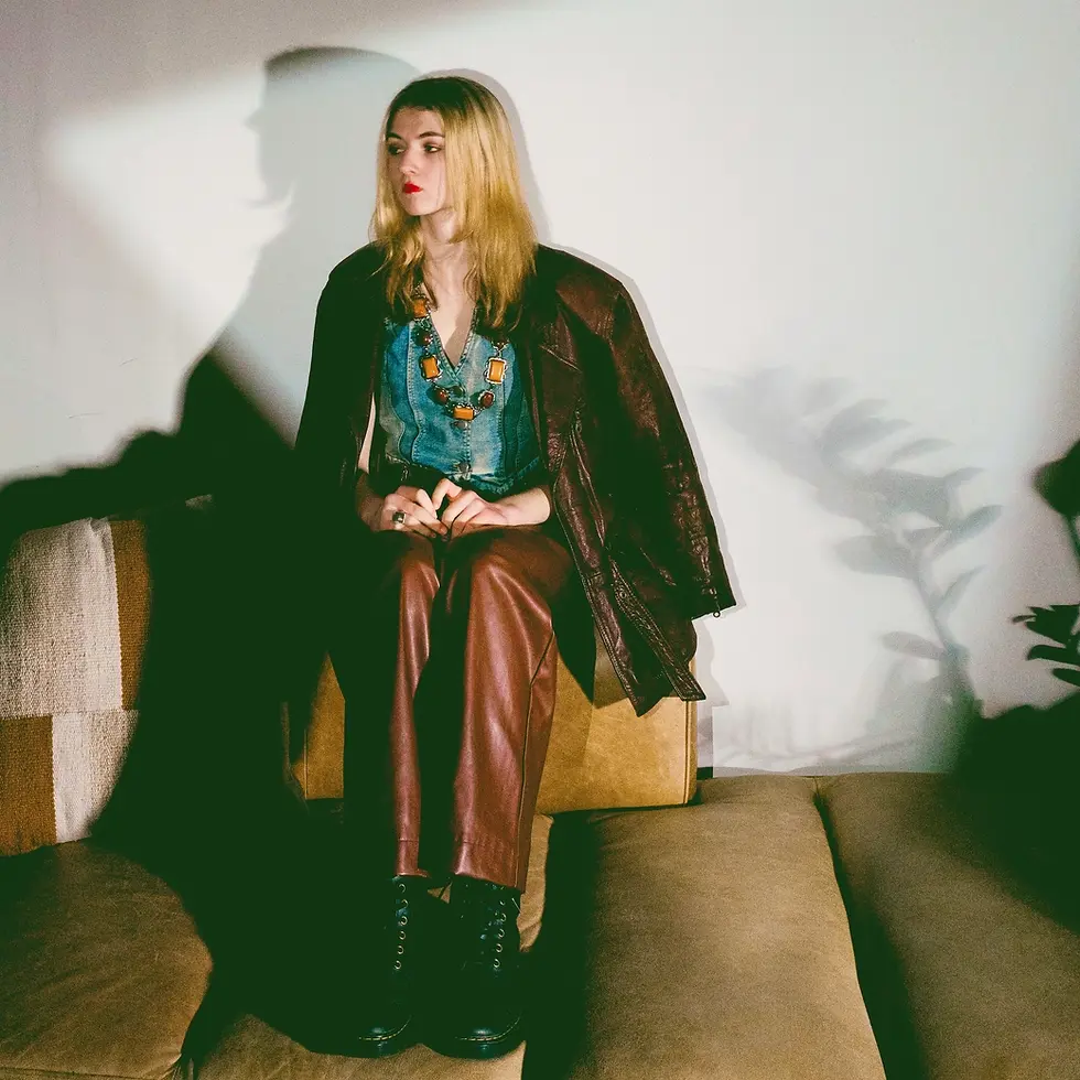 Cover art of the single "The Conversation" by Ava Valianti