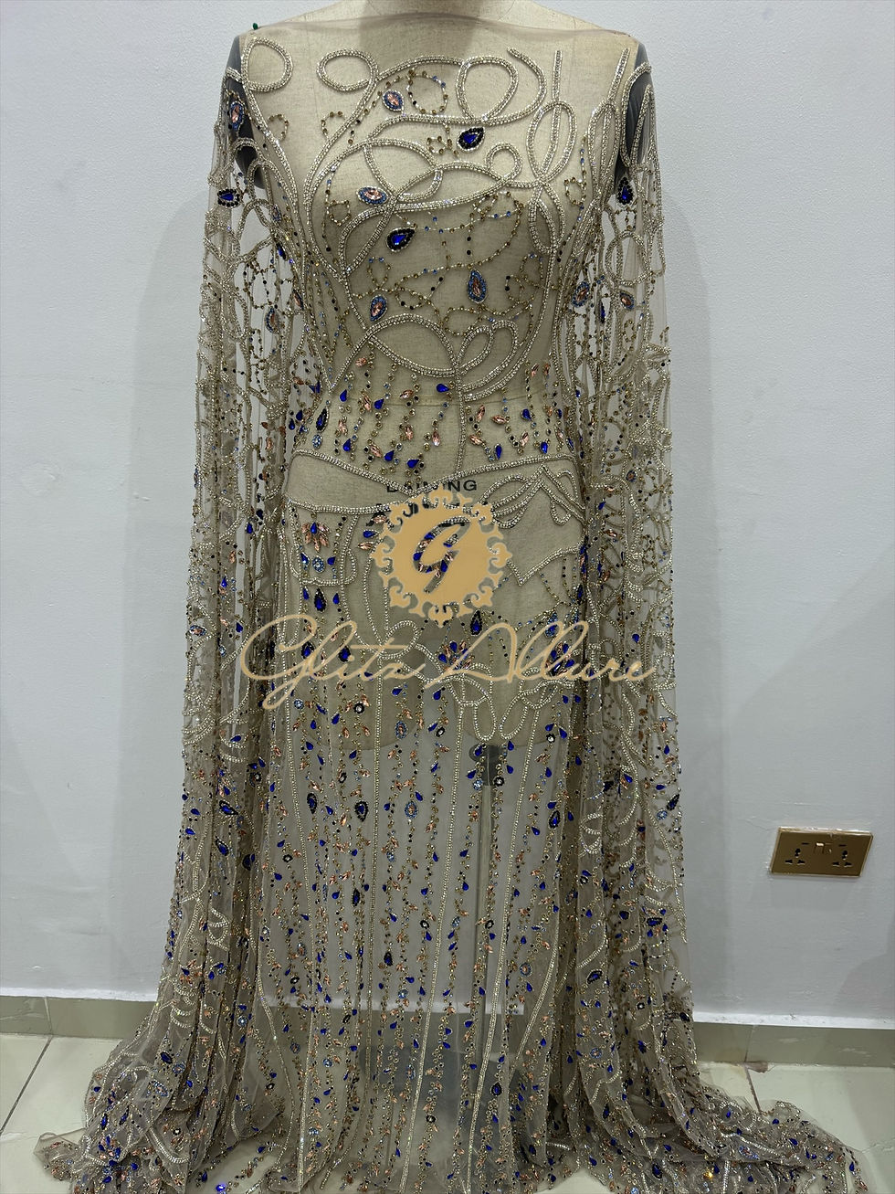 Thumbnail: SPIRAL AND STRAIGHT HANDMADE LUXE