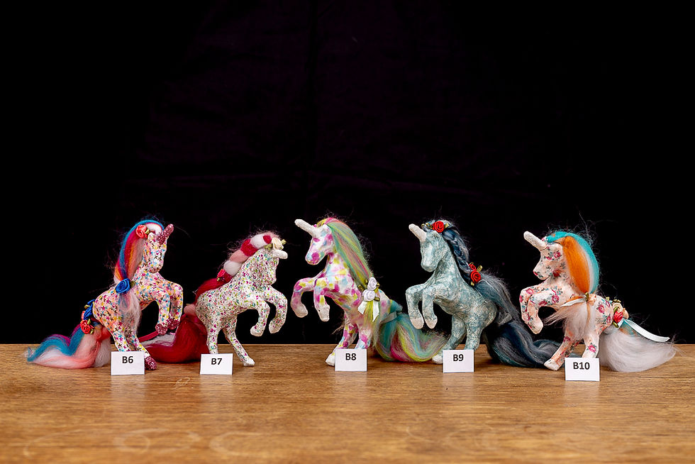 Thumbnail: Decopatch Unicorns (Model 2)