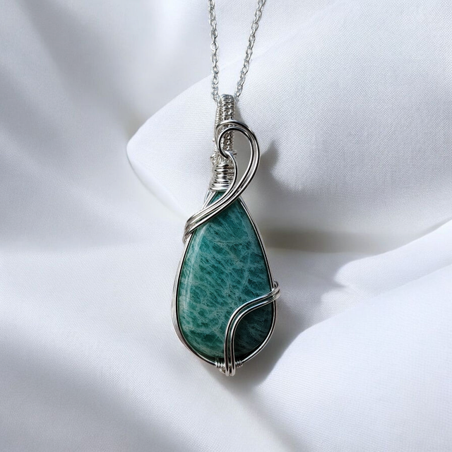 Feminara — Amazonite Pendant | Silver-Plated Copper | One of a Kind