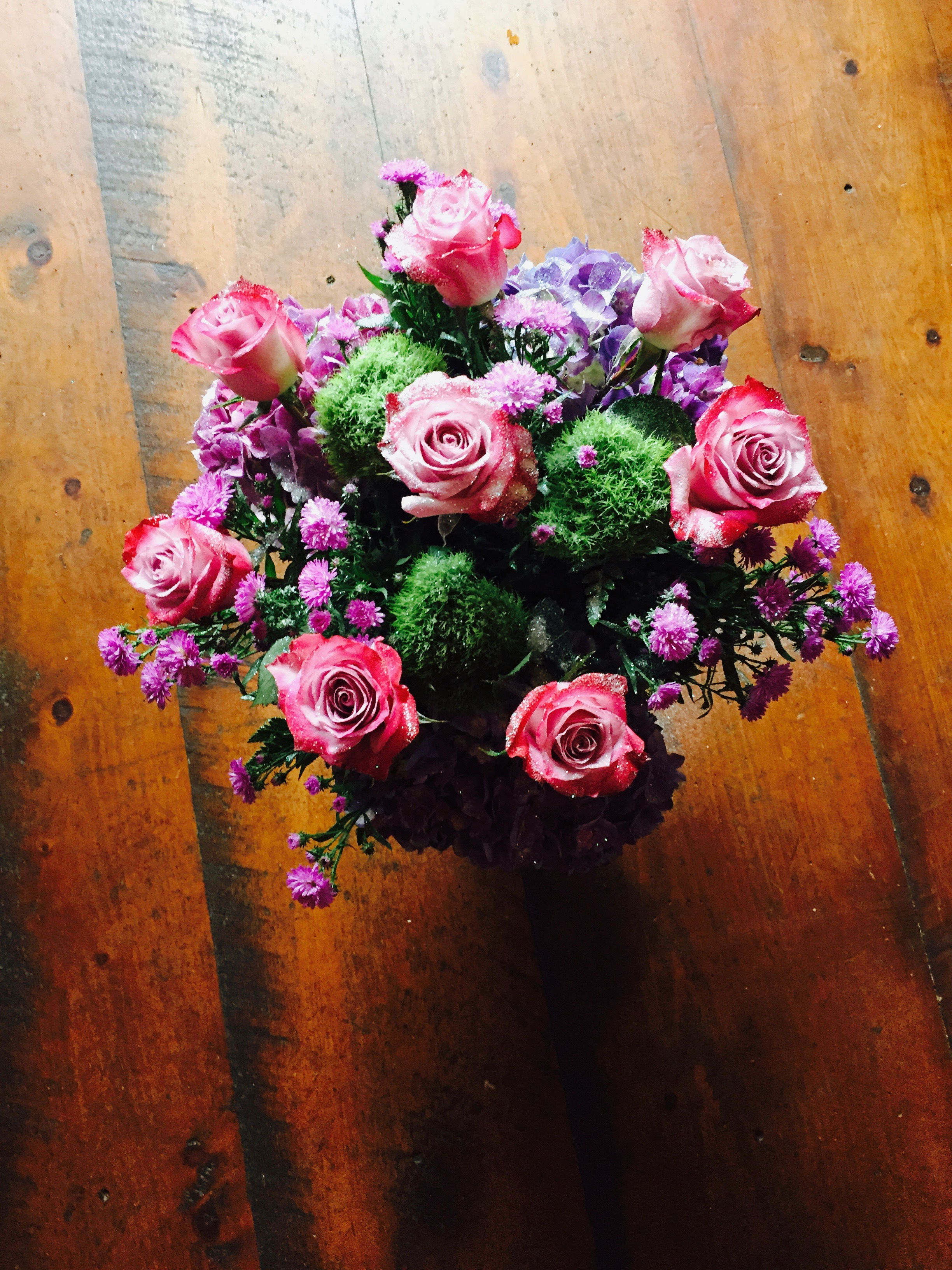 Glitter-ati Rose vase arrangement