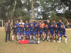 Futebol de campo Suprema