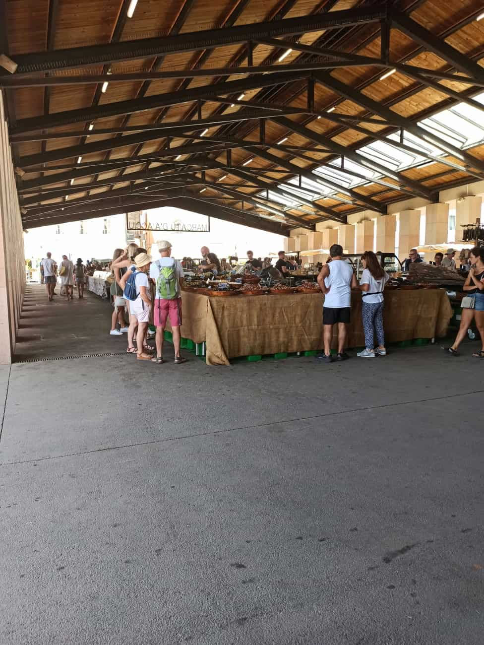 halle marché Ajaccio