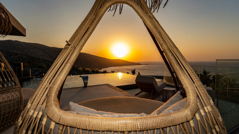 sdcam has the had the opportunity to photograph this beautiful complex of Luxury Suitesin Agia Pelagia, Crete