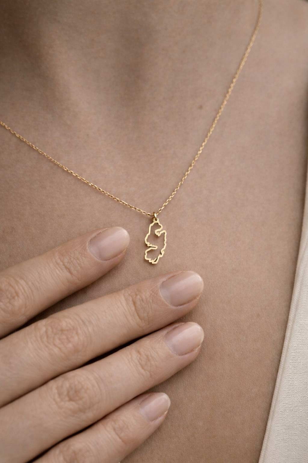 Nesøyasmykke | Lurøy | Rødøy | Kartsmykke | Smykker | Necklace | Nesøy