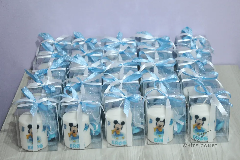 Miniatura: Candela stampata con sagoma topolino, personalizzato con nome e data, confezione in PVC rigido