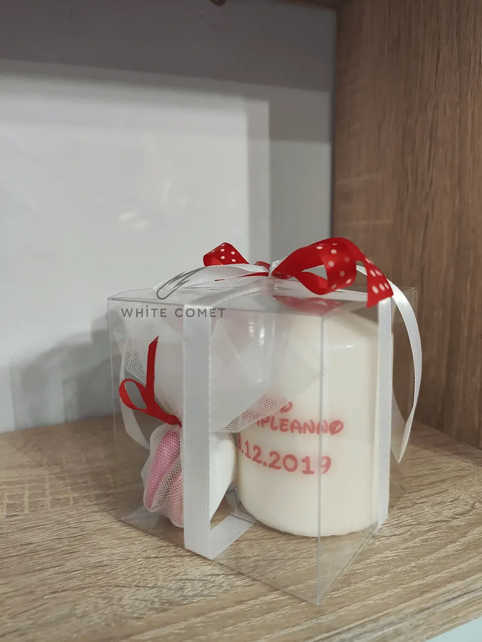 Miniatura: Candela stampata con sagoma topolino, personalizzato con nome e data, confezione in PVC rigido