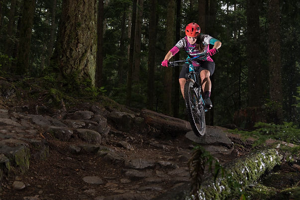 mtb drop woman.jpg