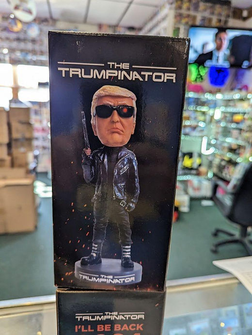 The Trumpinator Bobblehead – Figura Coleccionable Con Cabeza Móvil, Edición Limitada 2024, Incluye Caja De Exhibición