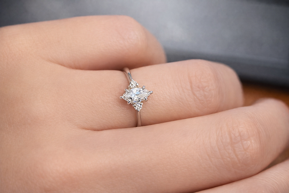 Miniatura: Anillo de Plata 925 con Piedra Navette. Modelo Roma