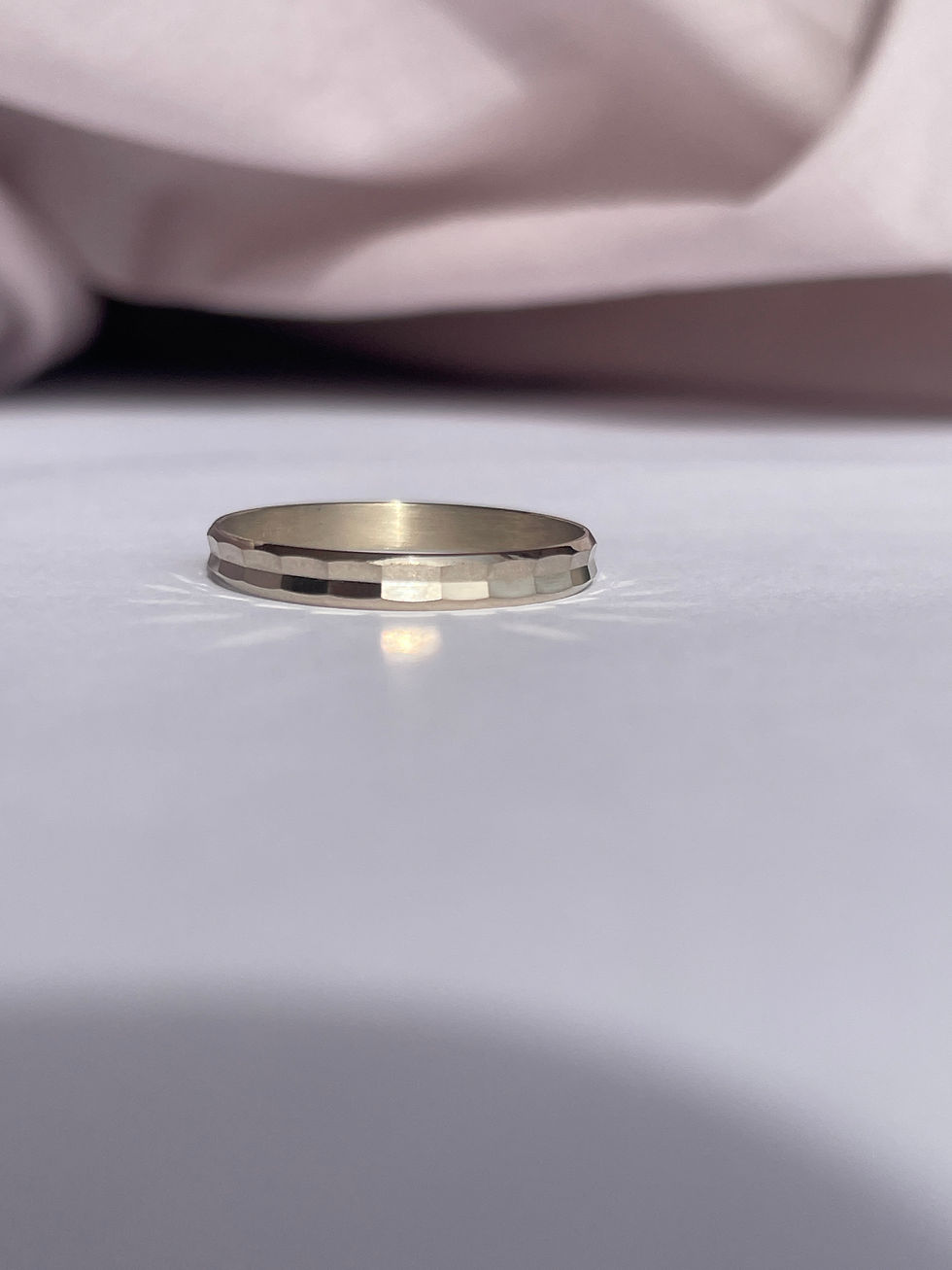 Miniatura: Anillo Facetado en Oro 18k