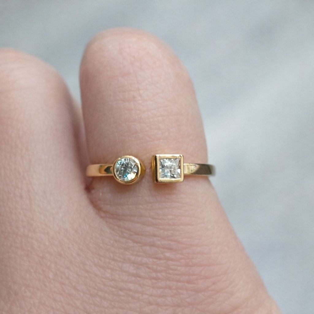 Anillo Toi et Moi en oro 18k