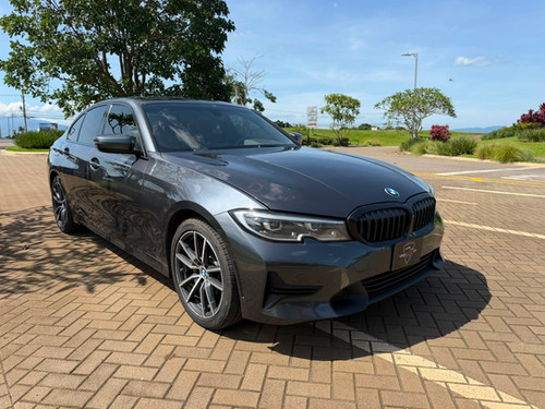 BMW 330 2020