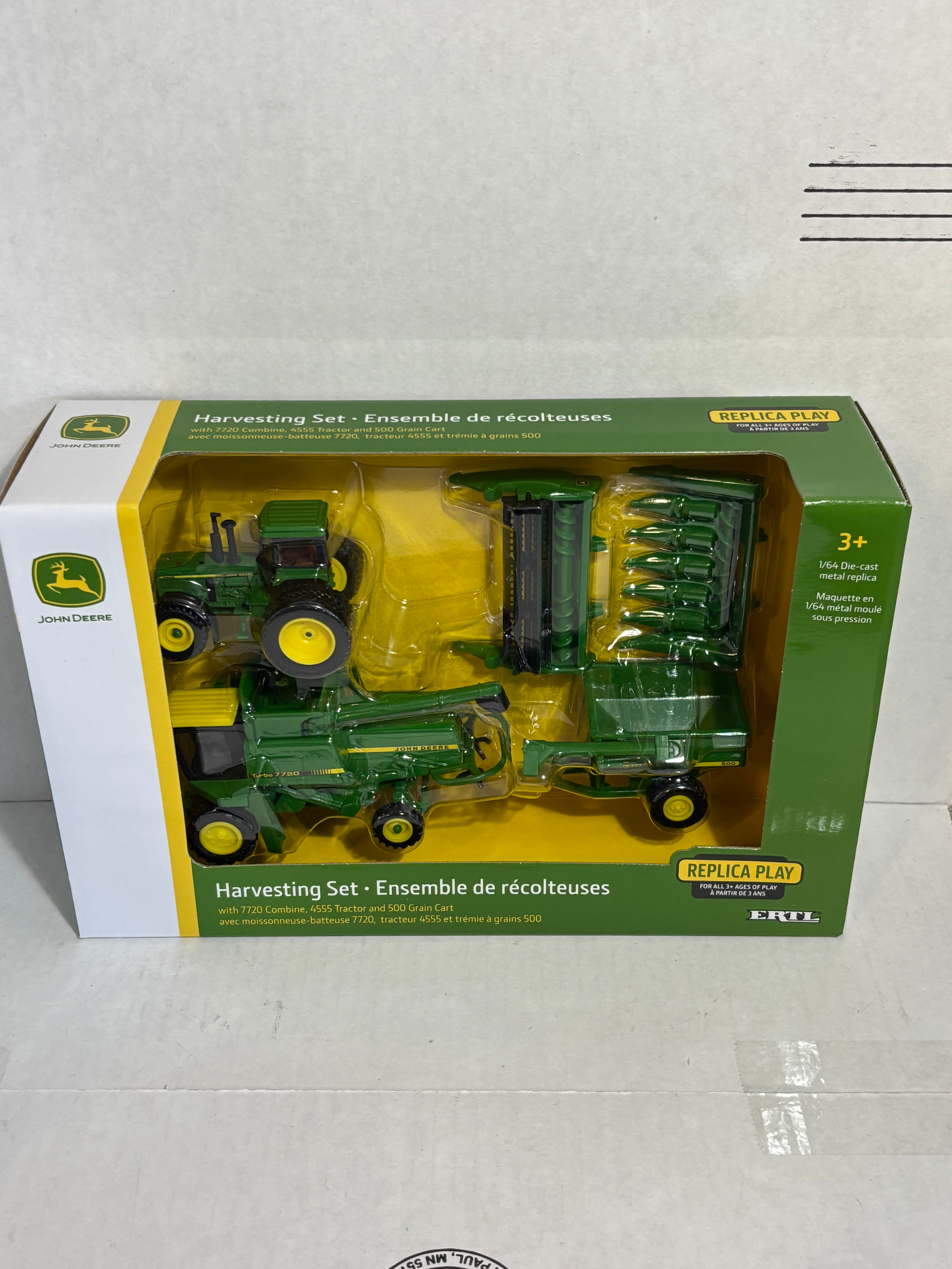 1/64 John Deere Harvesting Set