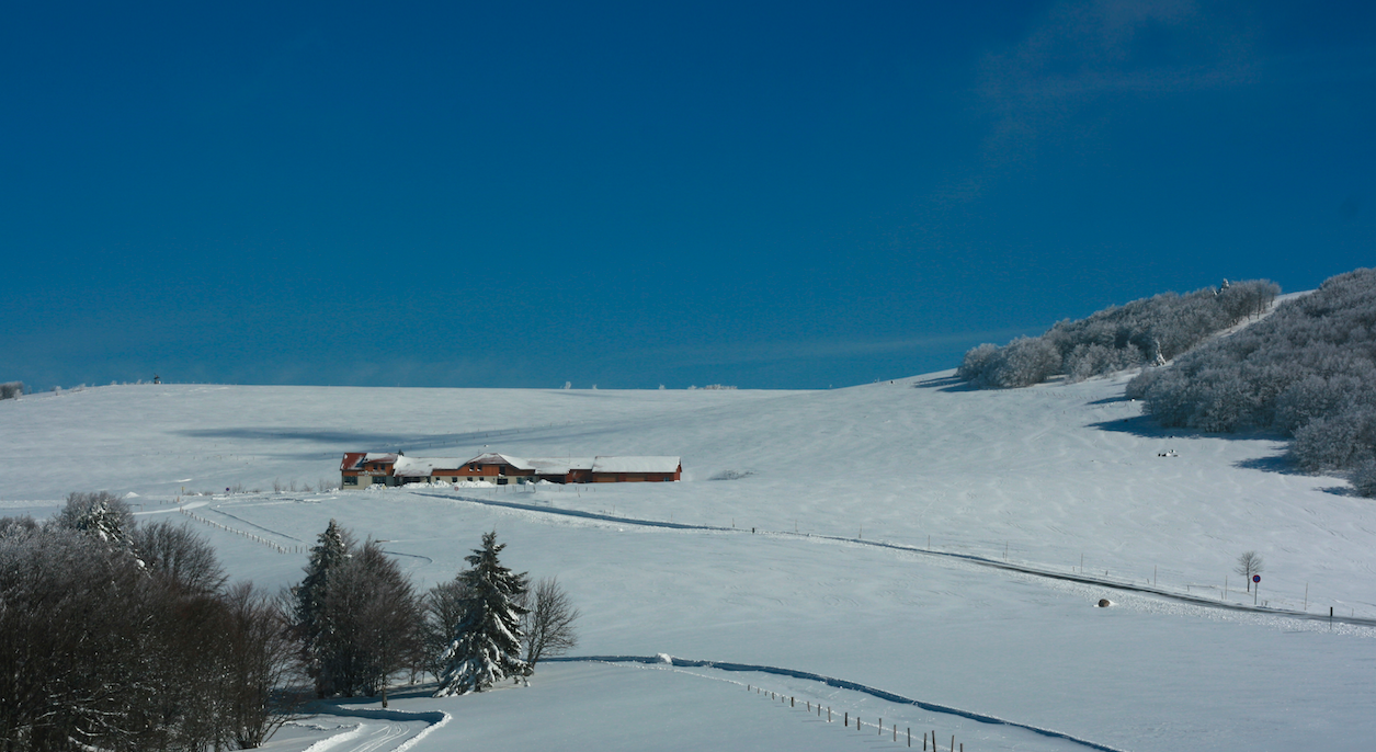 Location meublée Ballon d'Alsace Hautes Vosges chalet gite spacieux