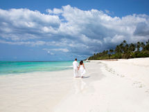 37 Essential Questions to Ask When Interviewing a Destination Wedding Travel Planner