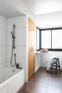 Apartment E&I by Vered Bonfiglioli