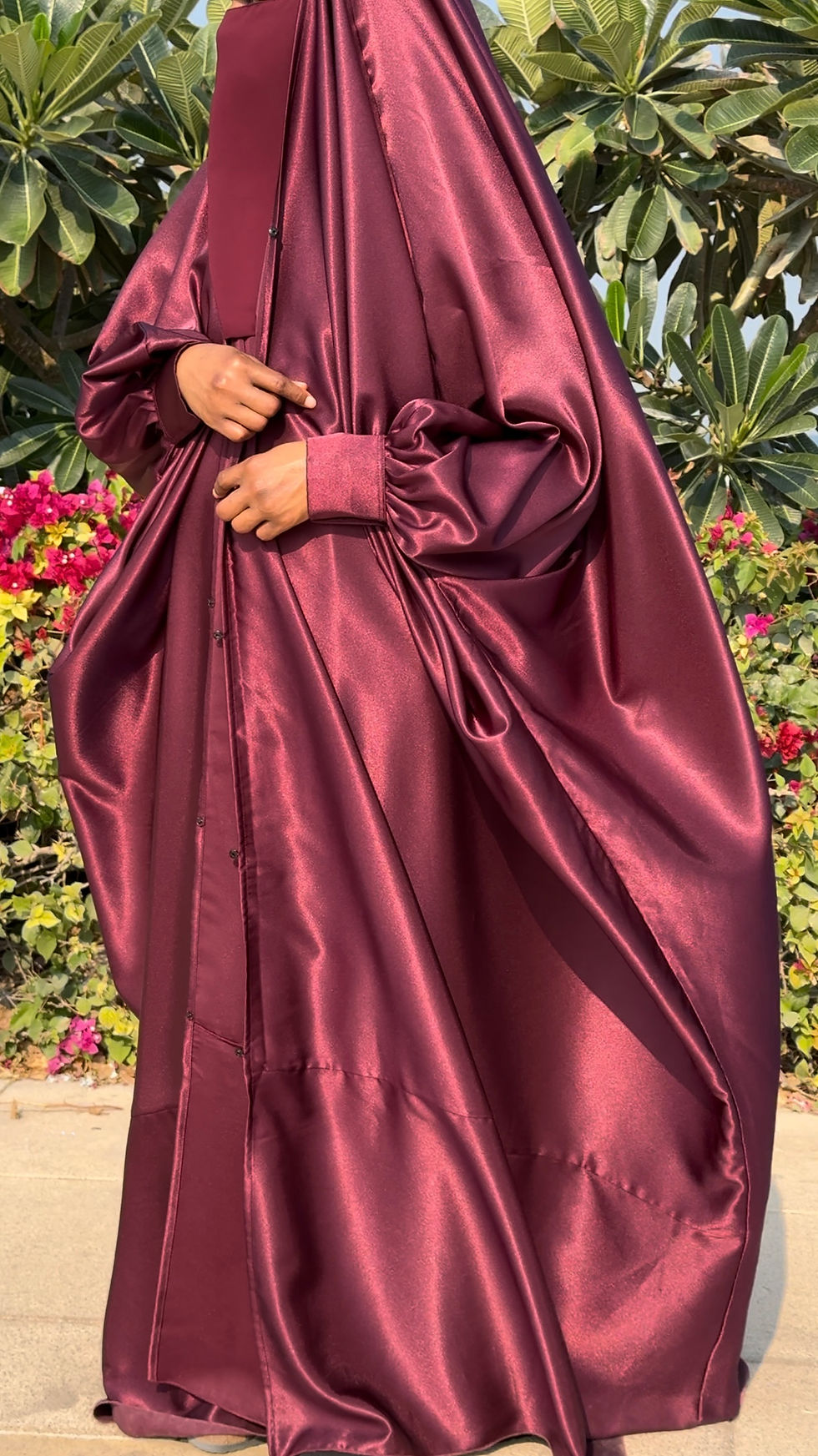 Thumbnail: Satin Cuff Sleeve Overhead