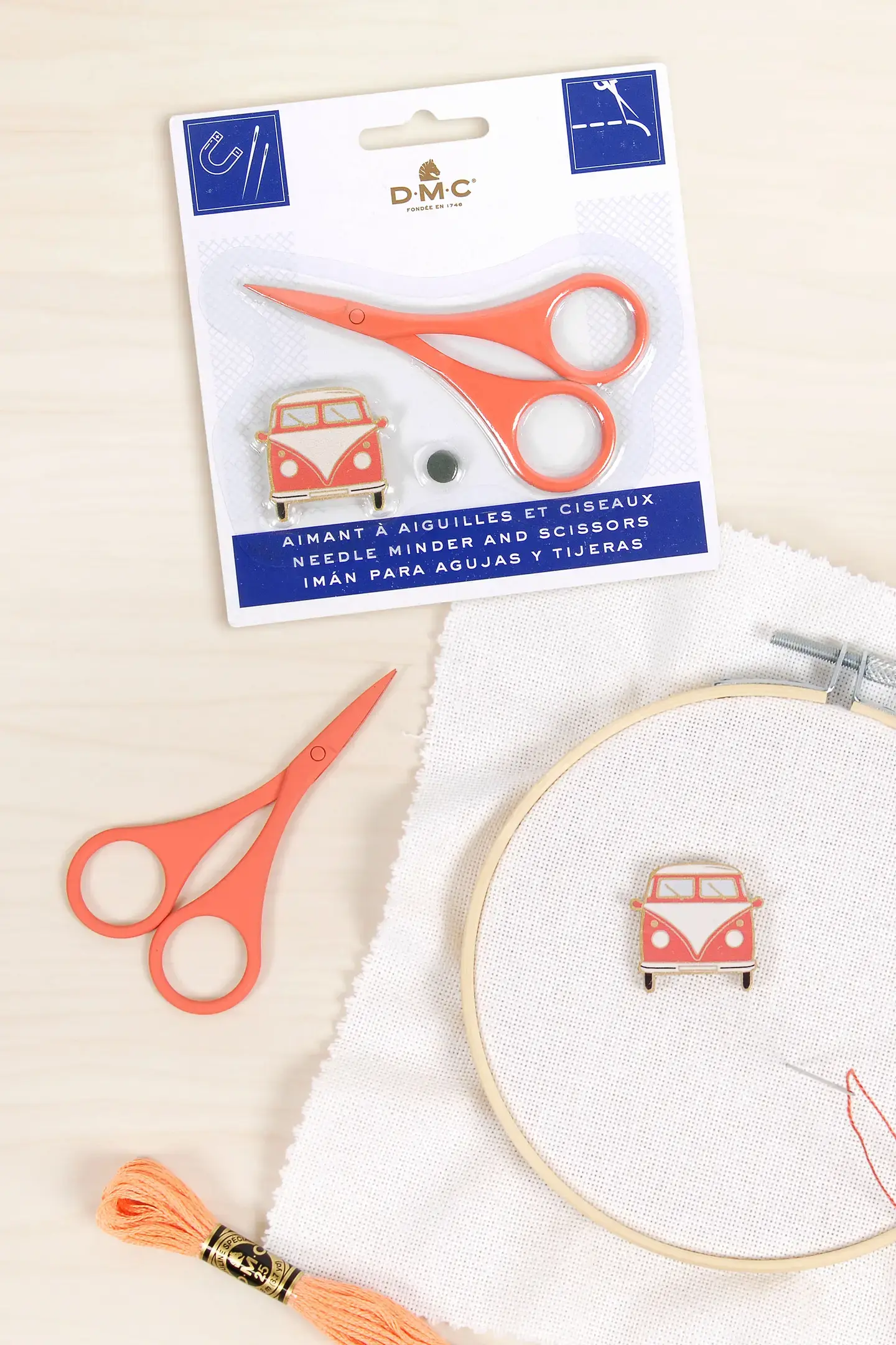 Scissor & Needle Minder Set