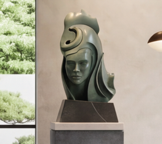 head-indoor-sculpture.png